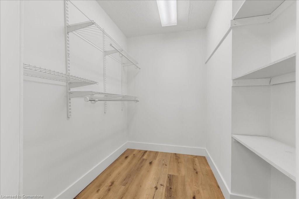 7-910 Limeridge Road E Property Photo 17