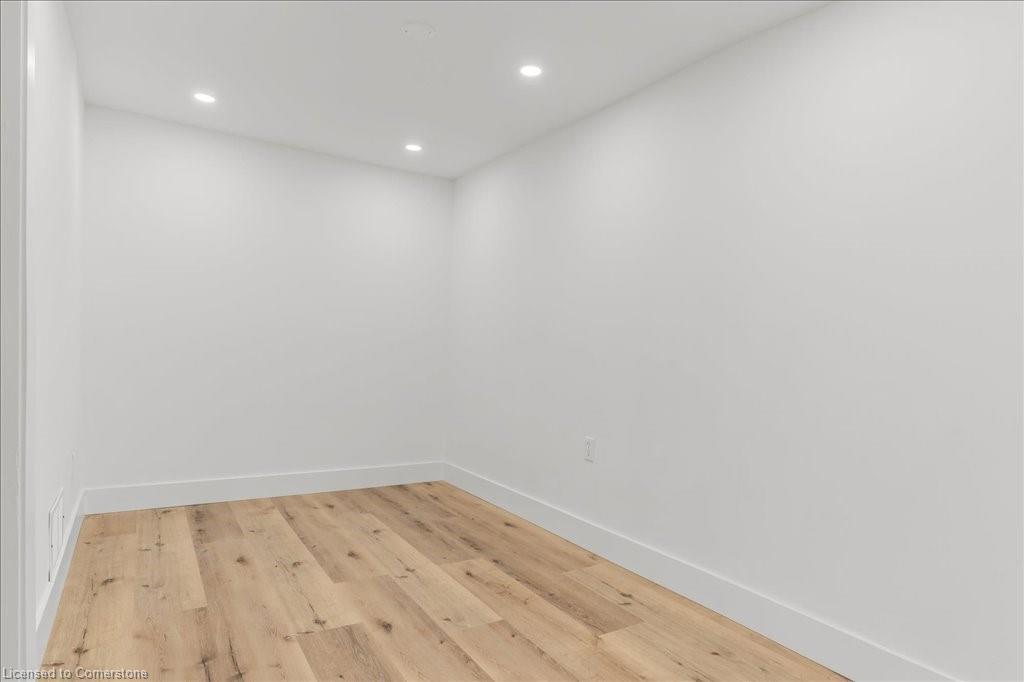 7-910 Limeridge Road E Property Photo 24