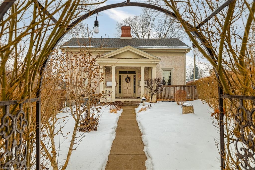 2 Arnold Street Property Photo 1