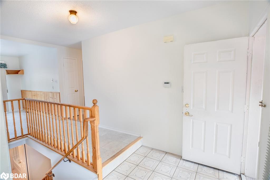 17 Mayfair Drive Property Photo 4
