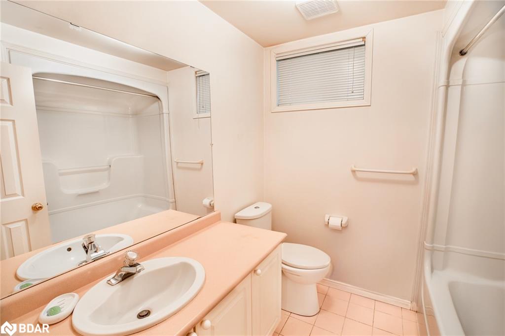 17 Mayfair Drive Property Photo 29