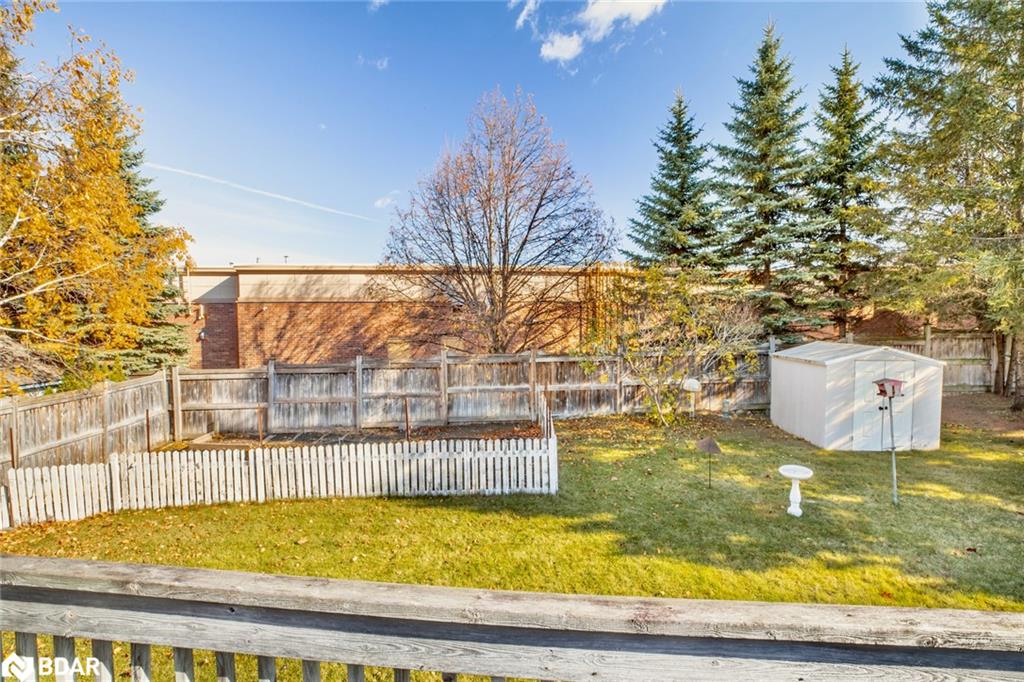 17 Mayfair Drive Property Photo 36
