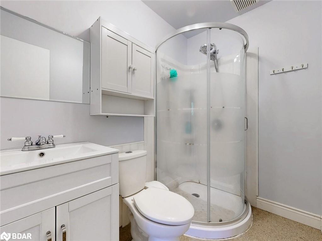 910 Barry Avenue Property Photo 35