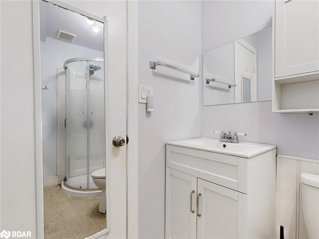 910 Barry Avenue Property Photo 36