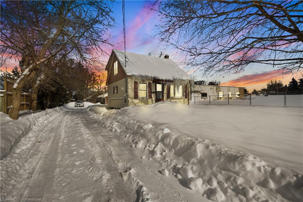 Grand River Collegiate Secondary Real Estate Listings Main Image