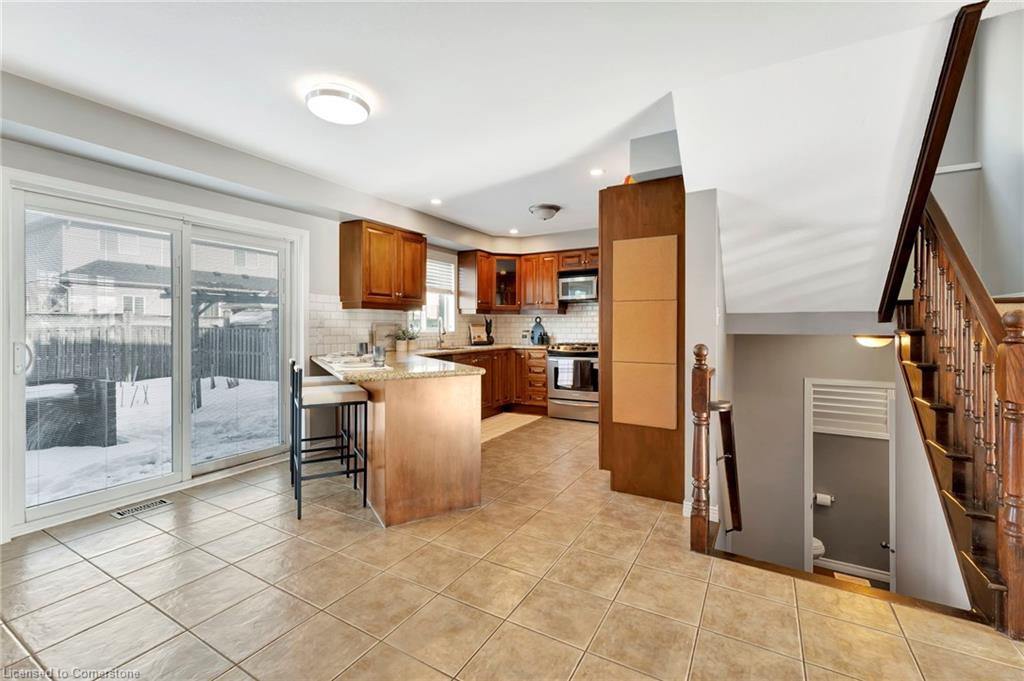 7 Bocelli Crescent Property Photo 16