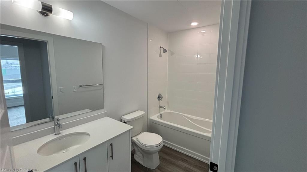 203-1000 Lackner Place Property Photo 10