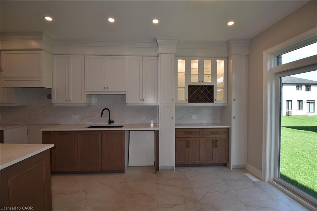 8 Dunlop Road Property Photo 14