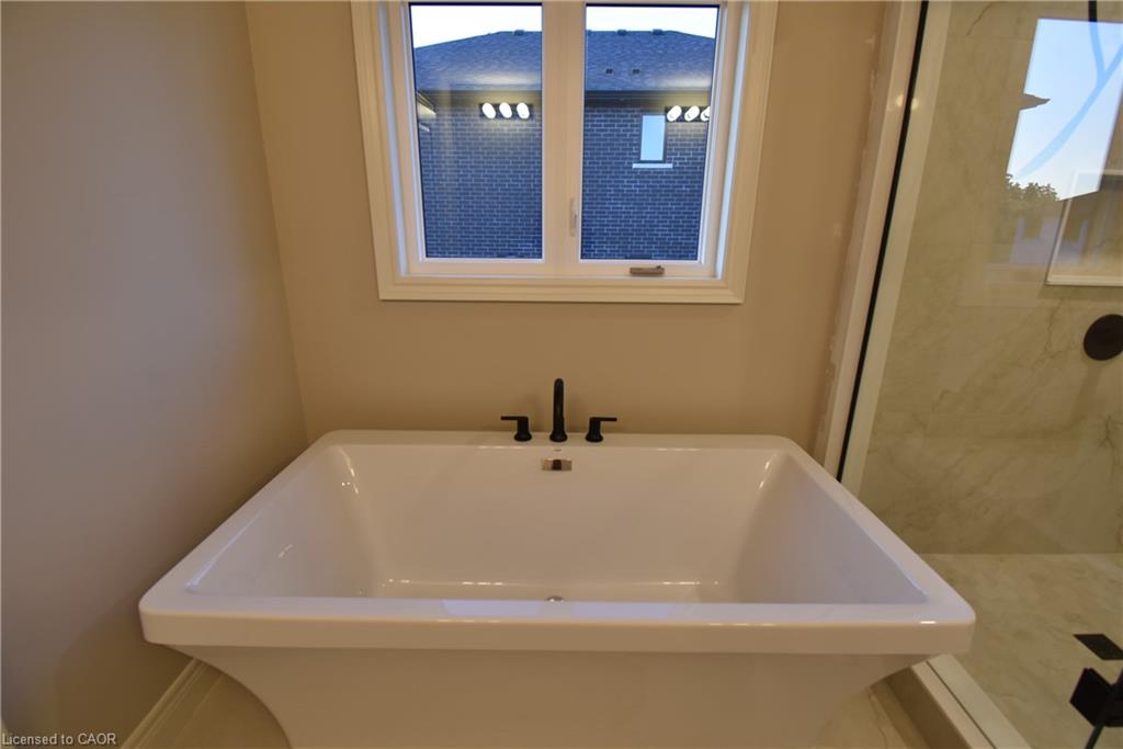 8 Dunlop Road Property Photo 24