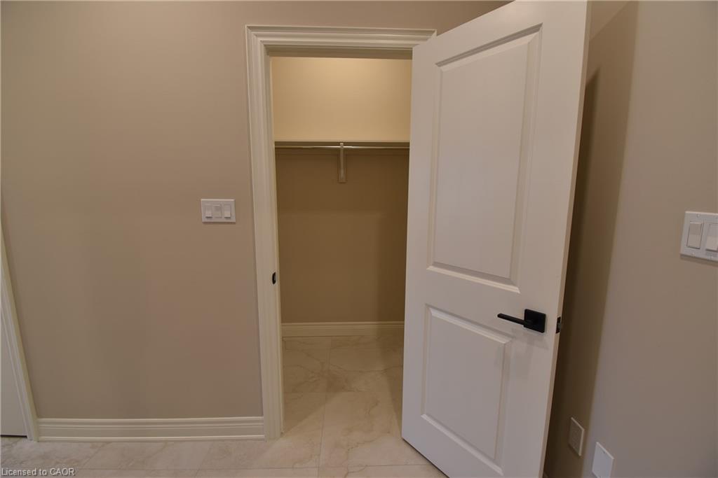 8 Dunlop Road Property Photo 37