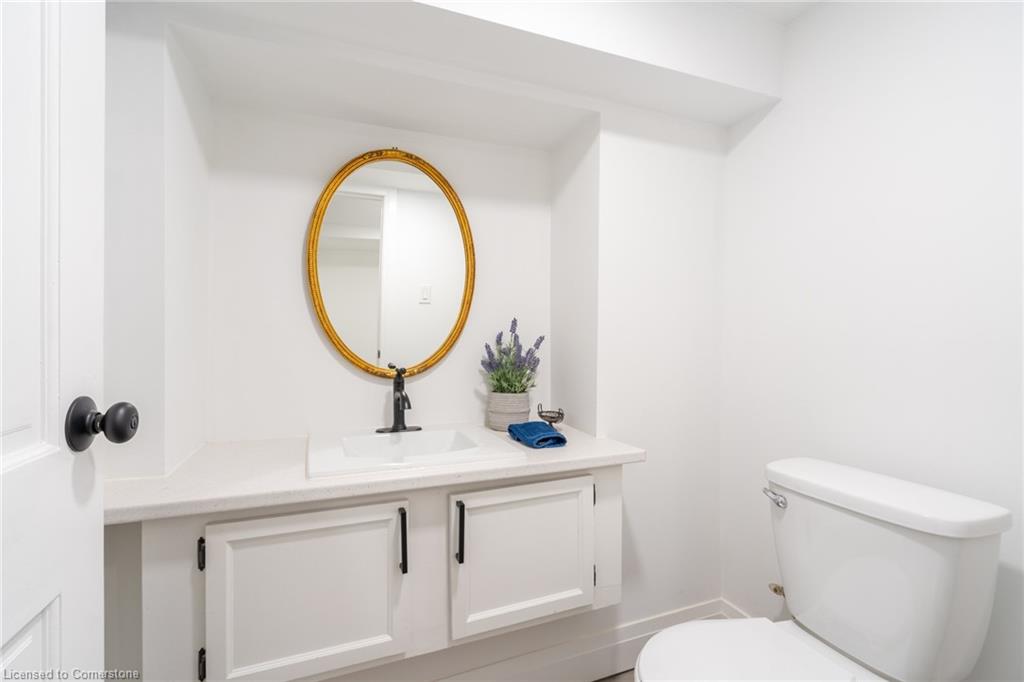 299 James Street N Property Photo 22