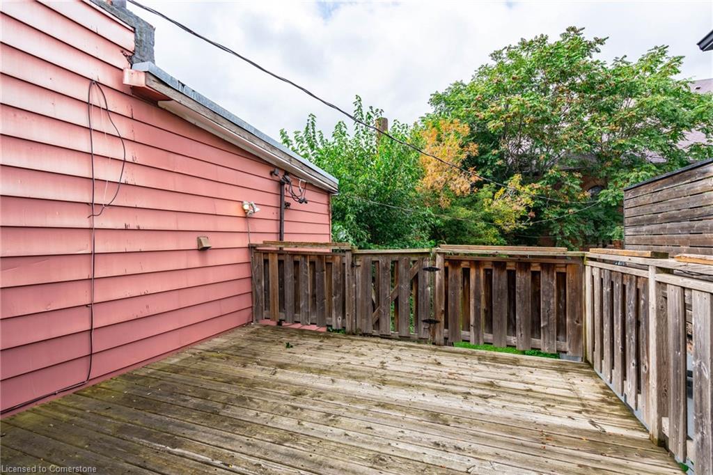 299 James Street N Property Photo 42