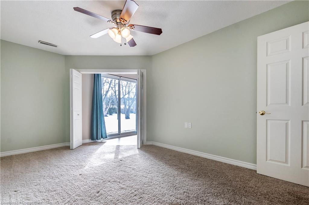 25 Szollosy Circle Property Photo 15