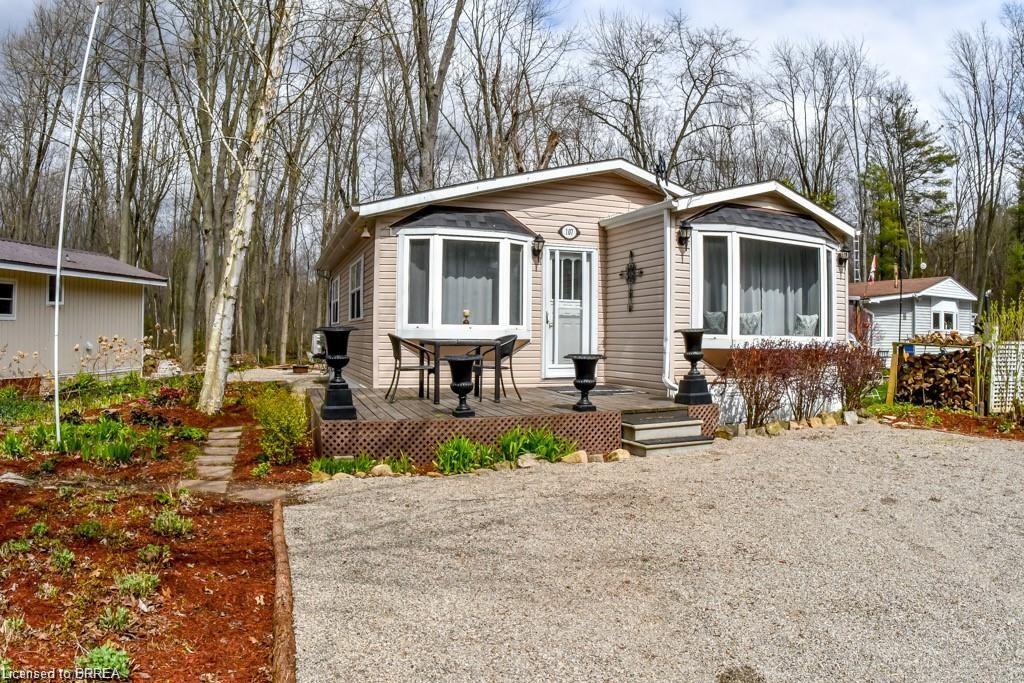 107 Rodeo Road Property Photo
