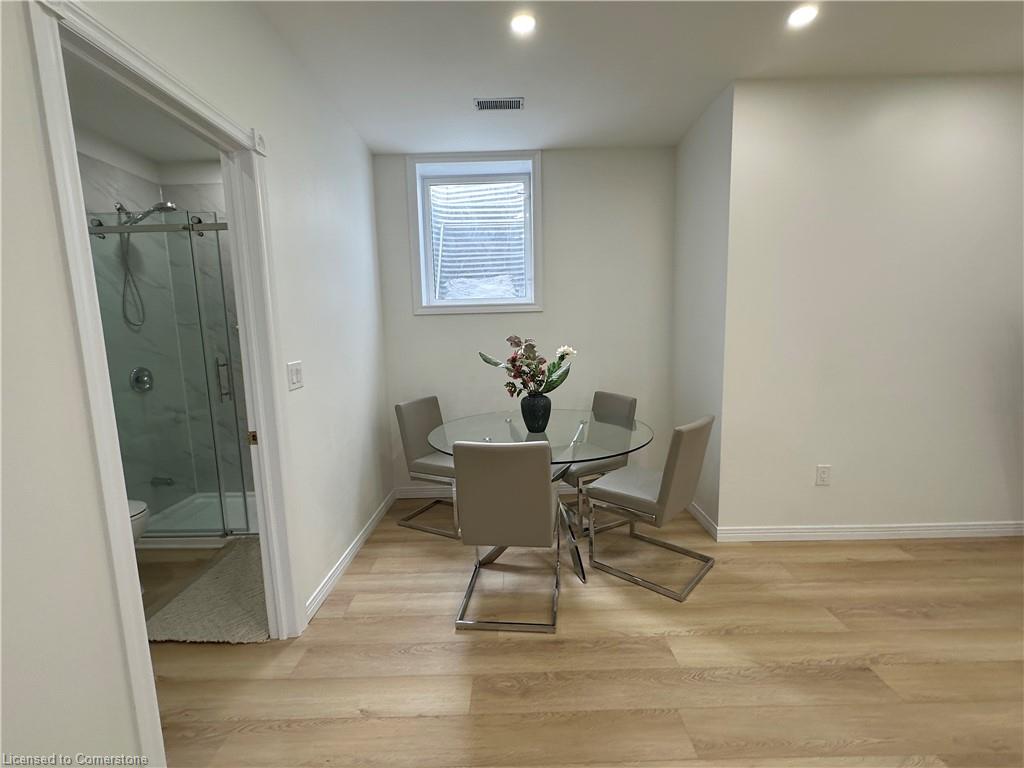 2-529 Paradise Crescent Property Photo 5