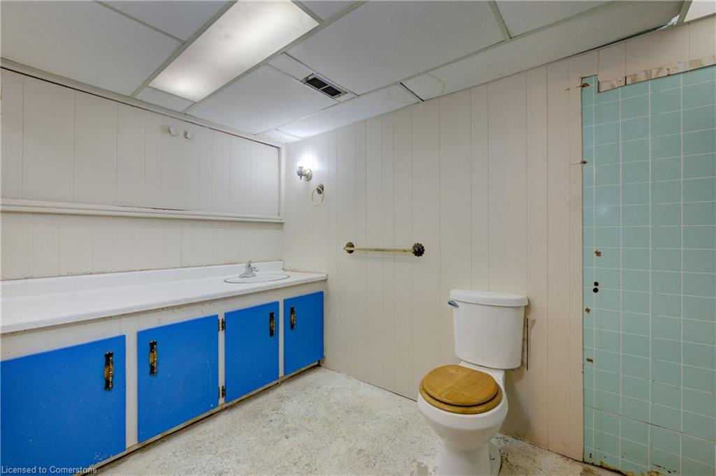 23 Calvert Avenue Property Photo 34