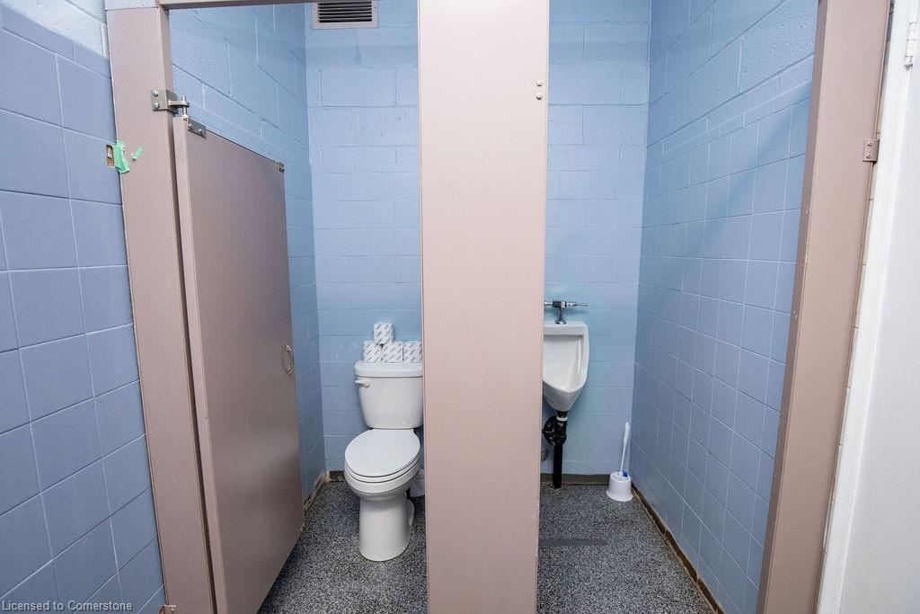 42 Niagara Street Property Photo 16