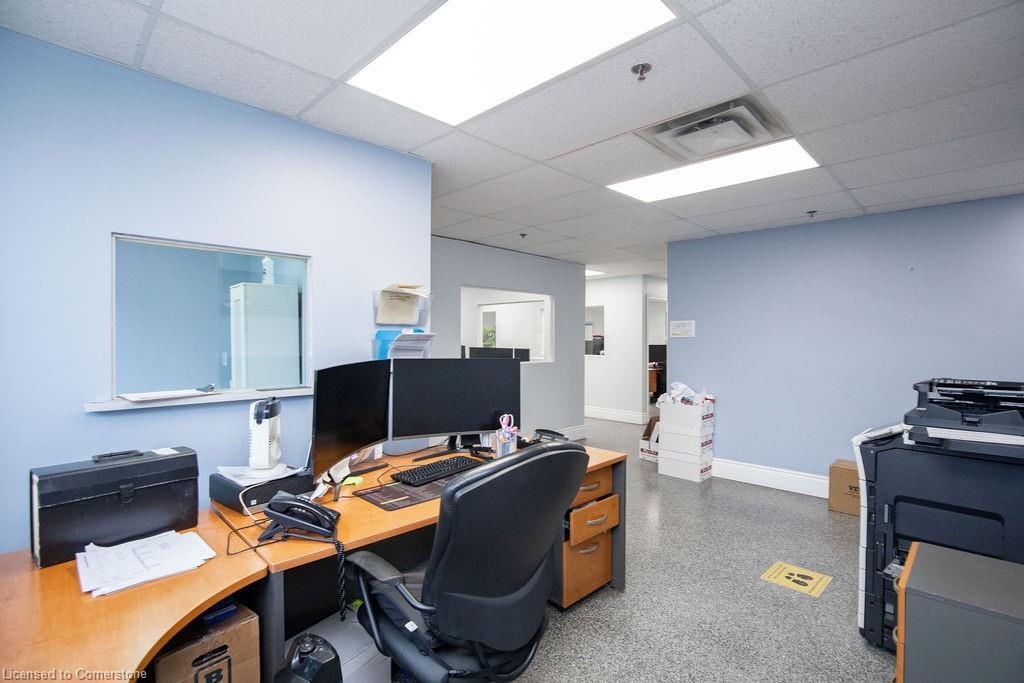 42 Niagara Street Property Photo 18
