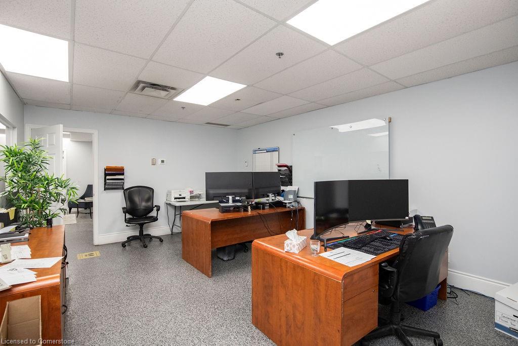 42 Niagara Street Property Photo 21