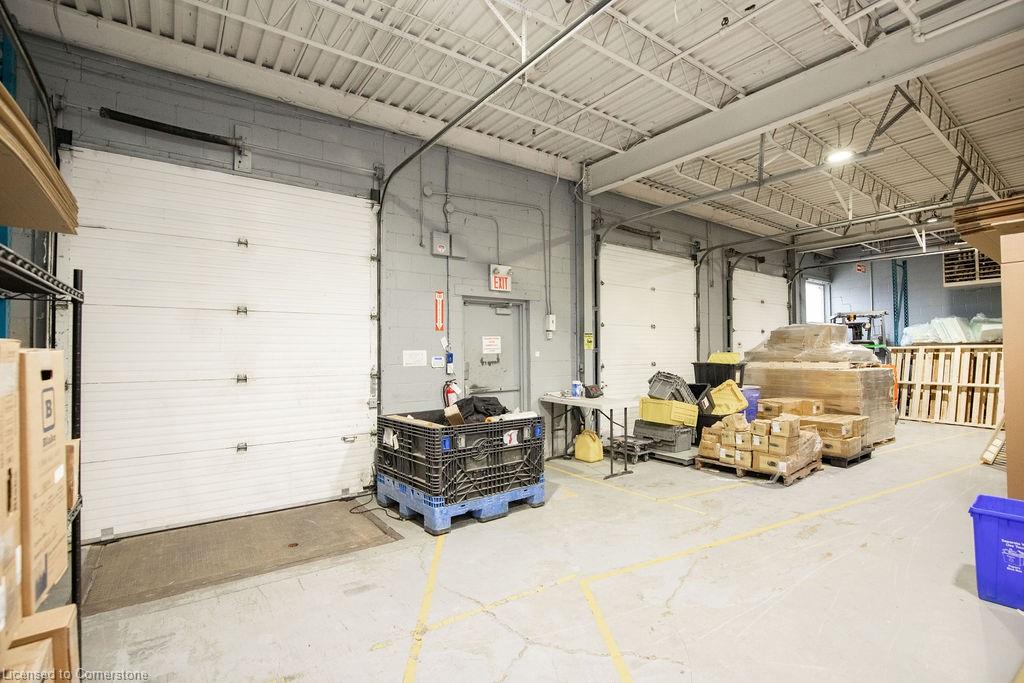 42 Niagara Street Property Photo 40