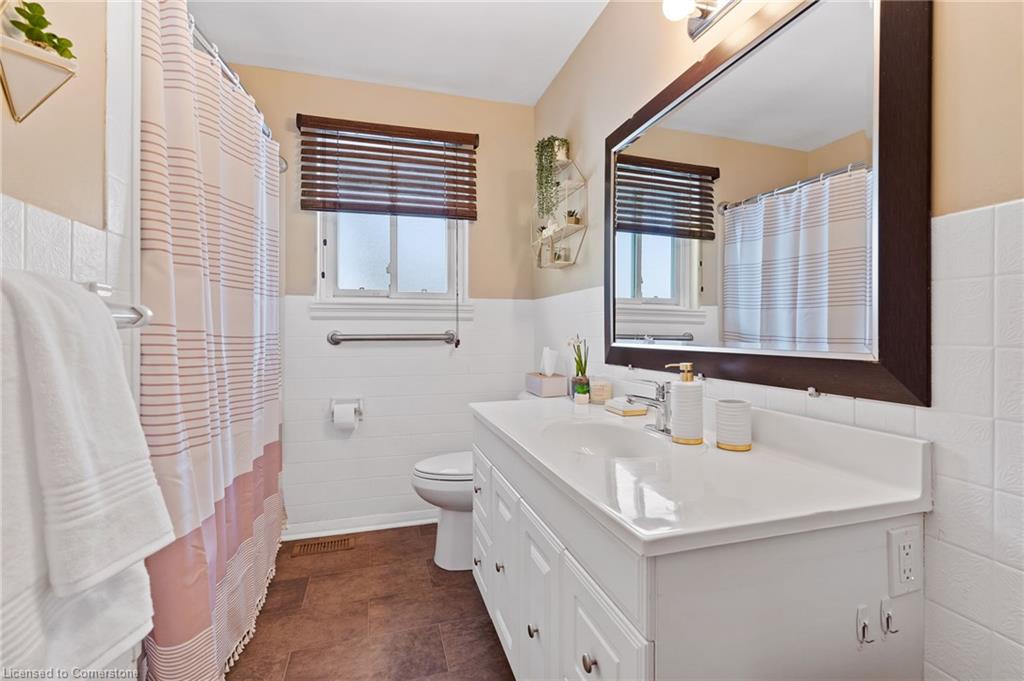 88 Royal Manor Drive Property Photo 12