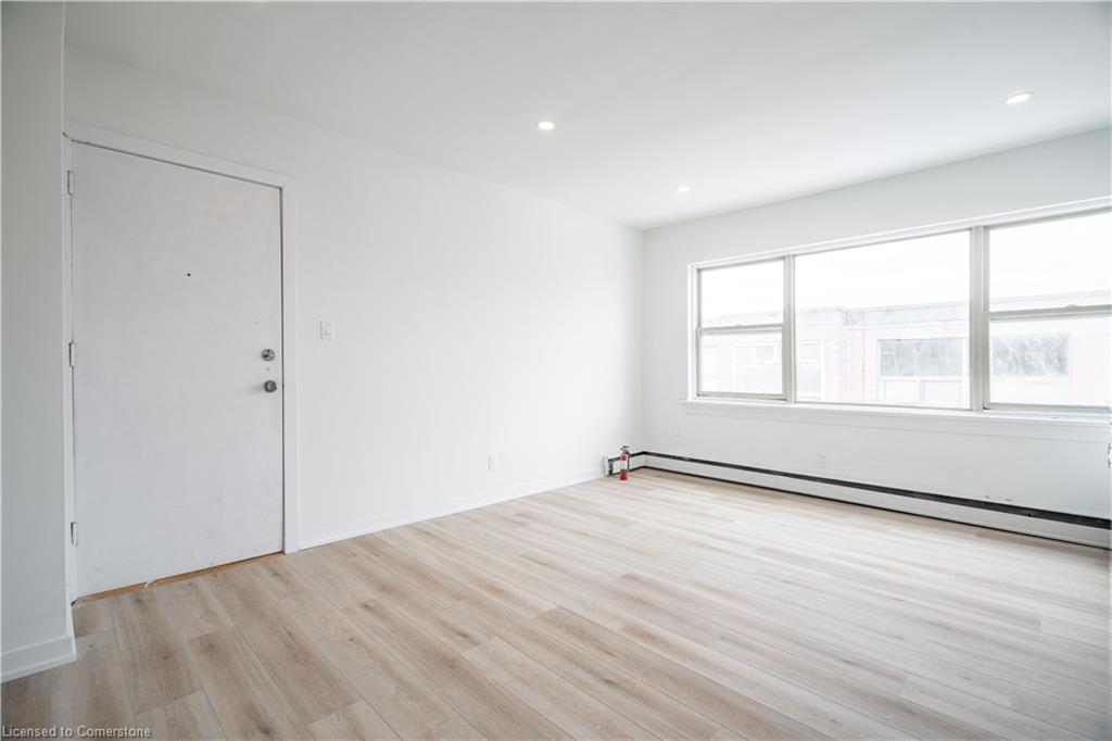 7-169 Park Row S Property Photo 5