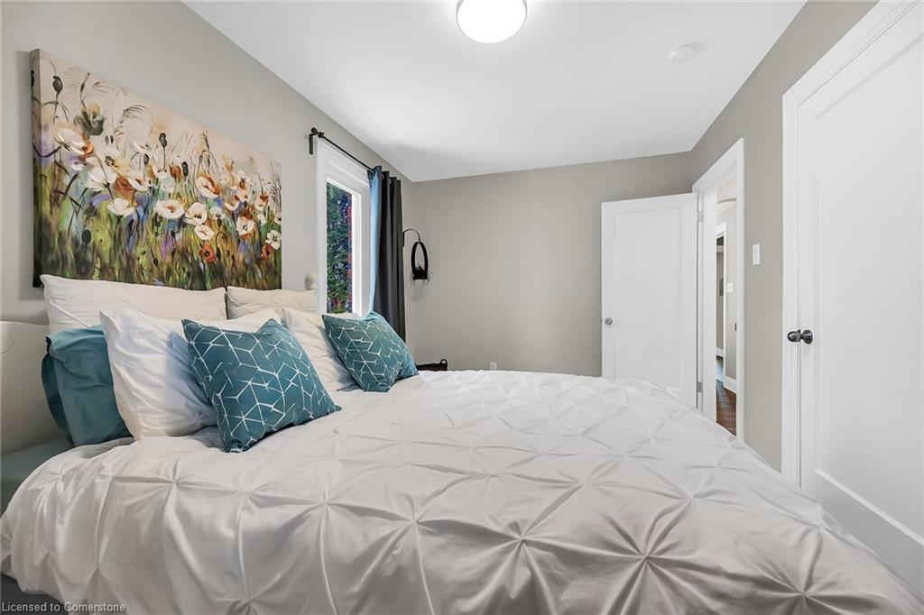 98 Osler Drive Property Photo 14