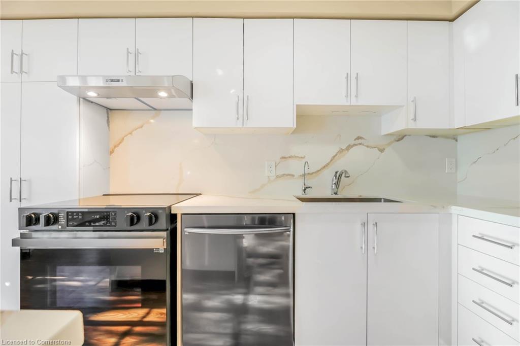 40-130 Mosaics Avenue Property Photo 6
