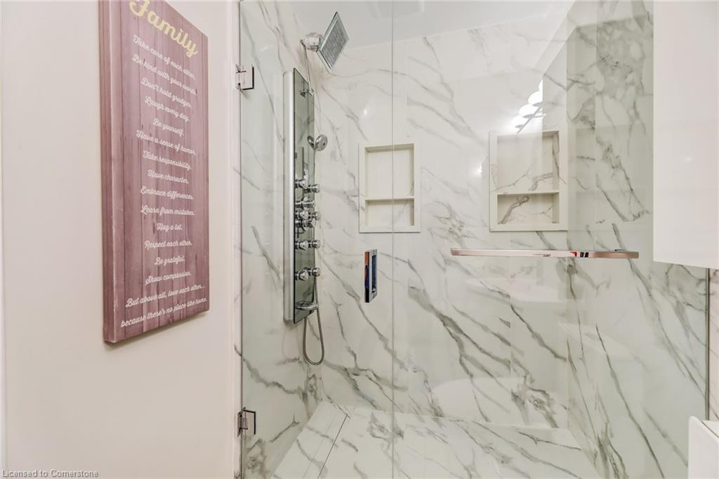 40-130 Mosaics Avenue Property Photo 17