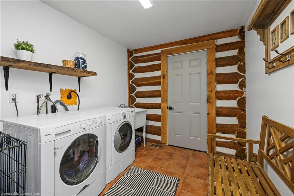 239 Old Government Road Property Photo 21