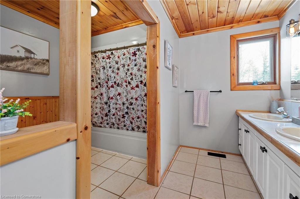 239 Old Government Road Property Photo 27