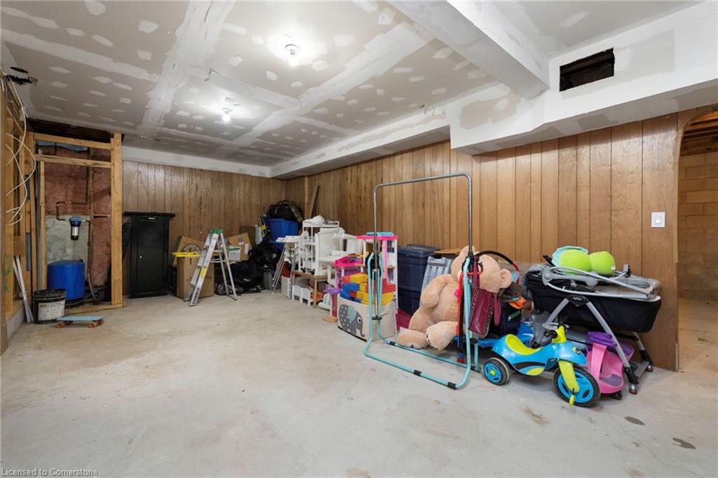239 Old Government Road Property Photo 43