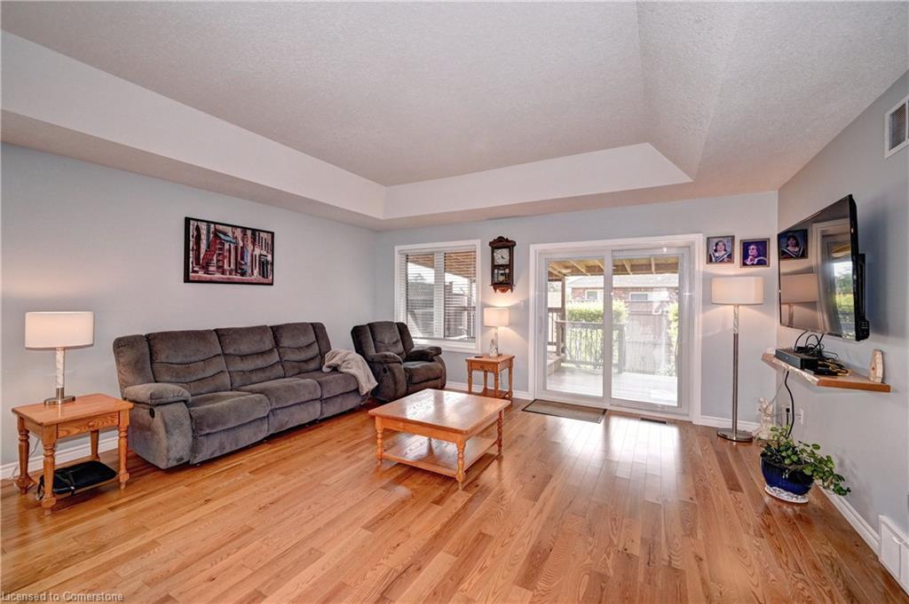 795 Reserve Avenue S Property Photo 9
