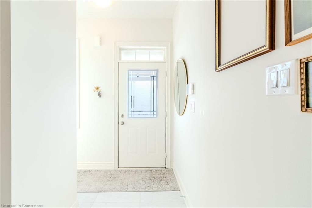 2 Holcomb Terrace Property Photo 6
