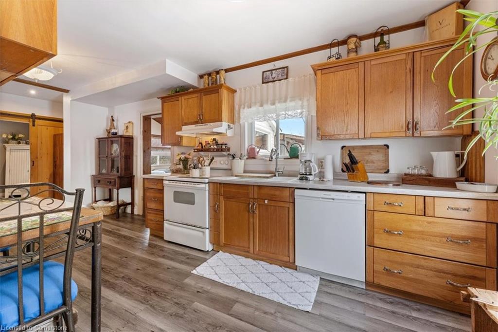 5914 Canborough Road Property Photo 14