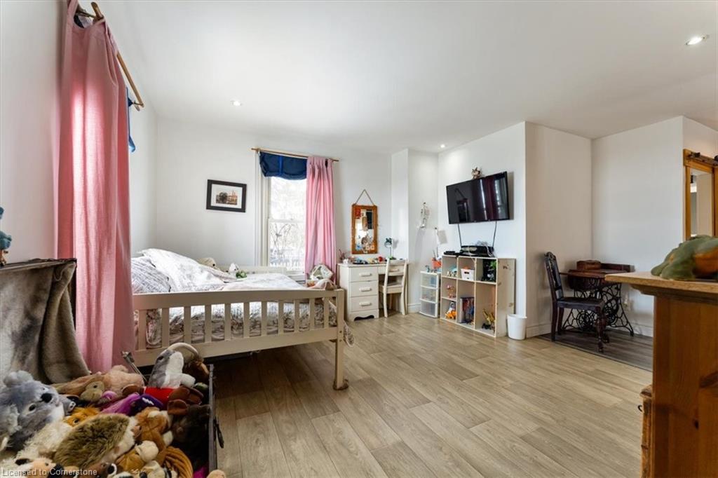 5914 Canborough Road Property Photo 23