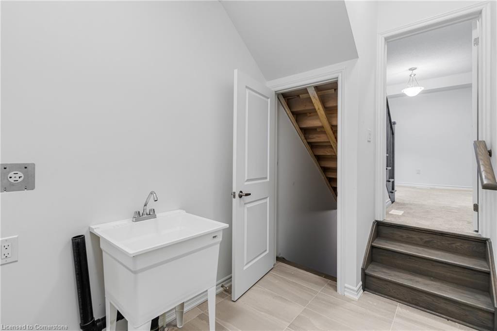 8 Daisy Street Property Photo 5
