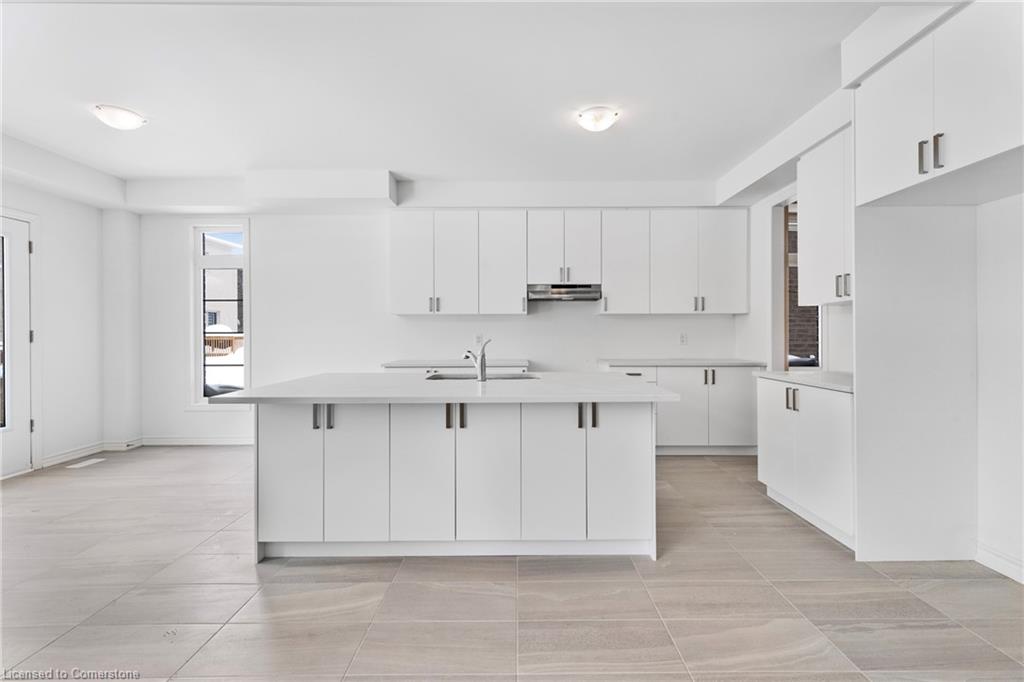 8 Daisy Street Property Photo 14