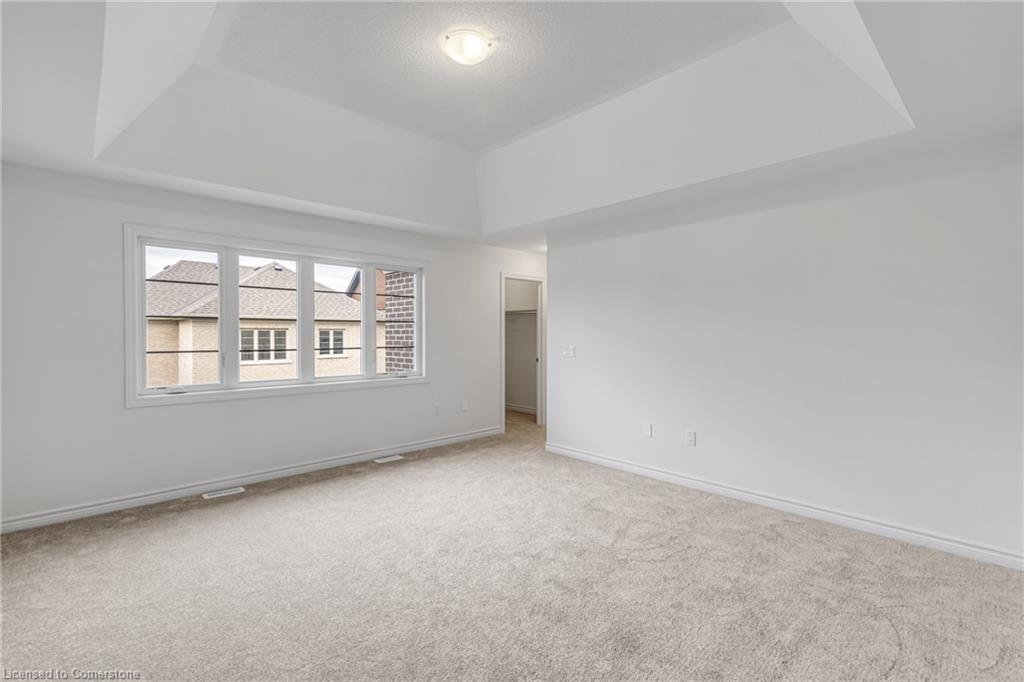 8 Daisy Street Property Photo 21