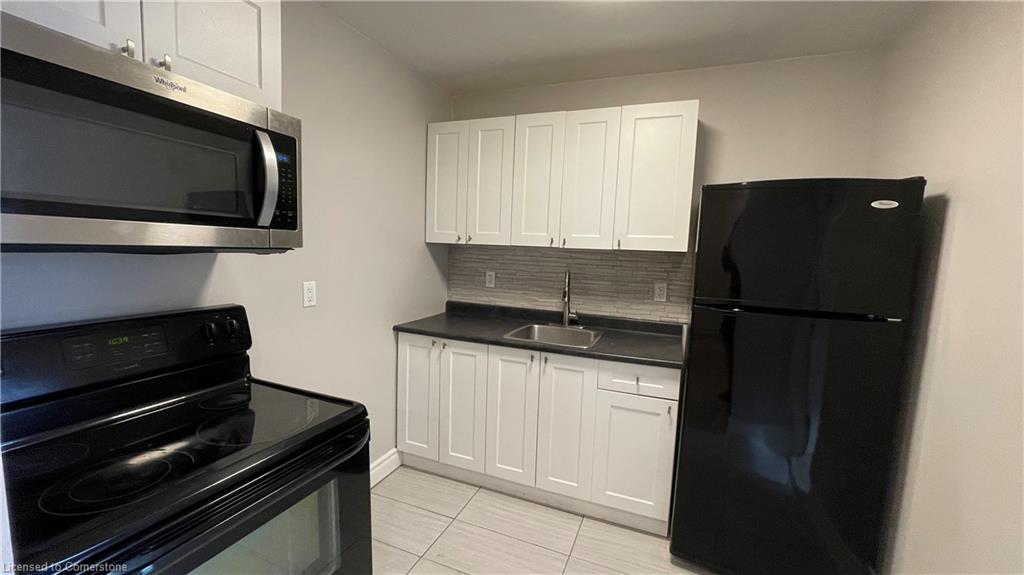 L3b 3w4 Real Estate Listings Main Image