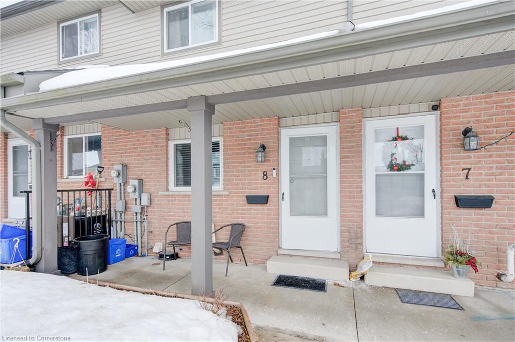 8-900 James Street Property Photo 4