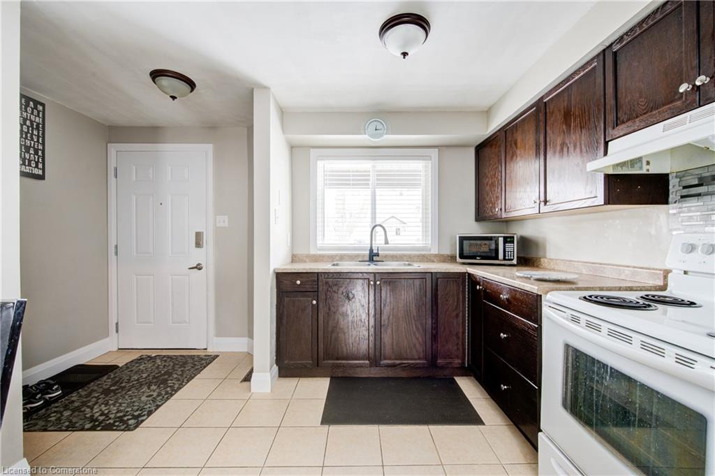 8-900 James Street Property Photo 7