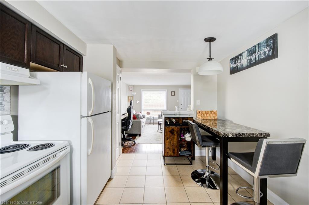 8-900 James Street Property Photo 11