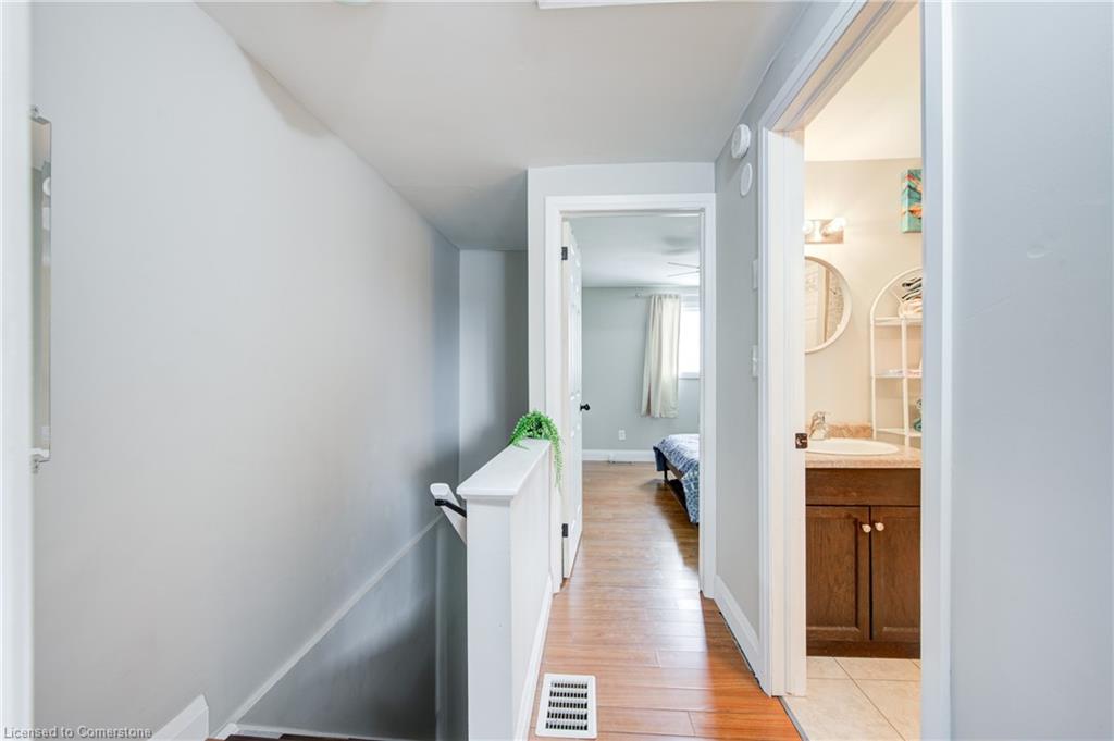 8-900 James Street Property Photo 23