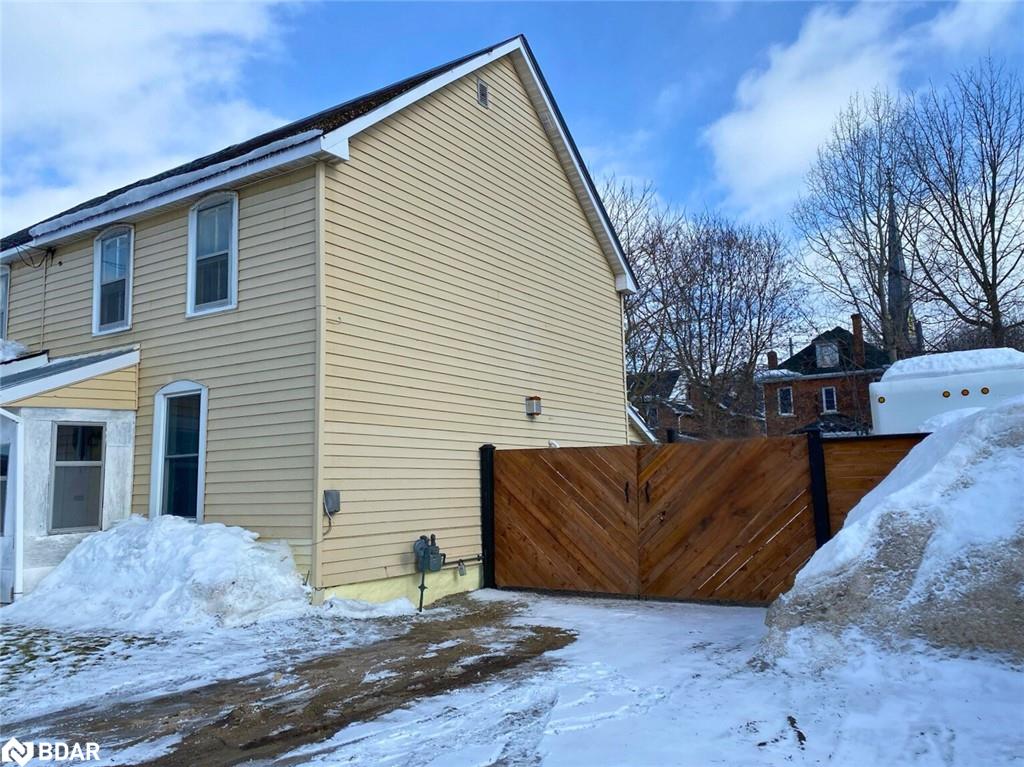1073 3rd Avenue A E Property Photo