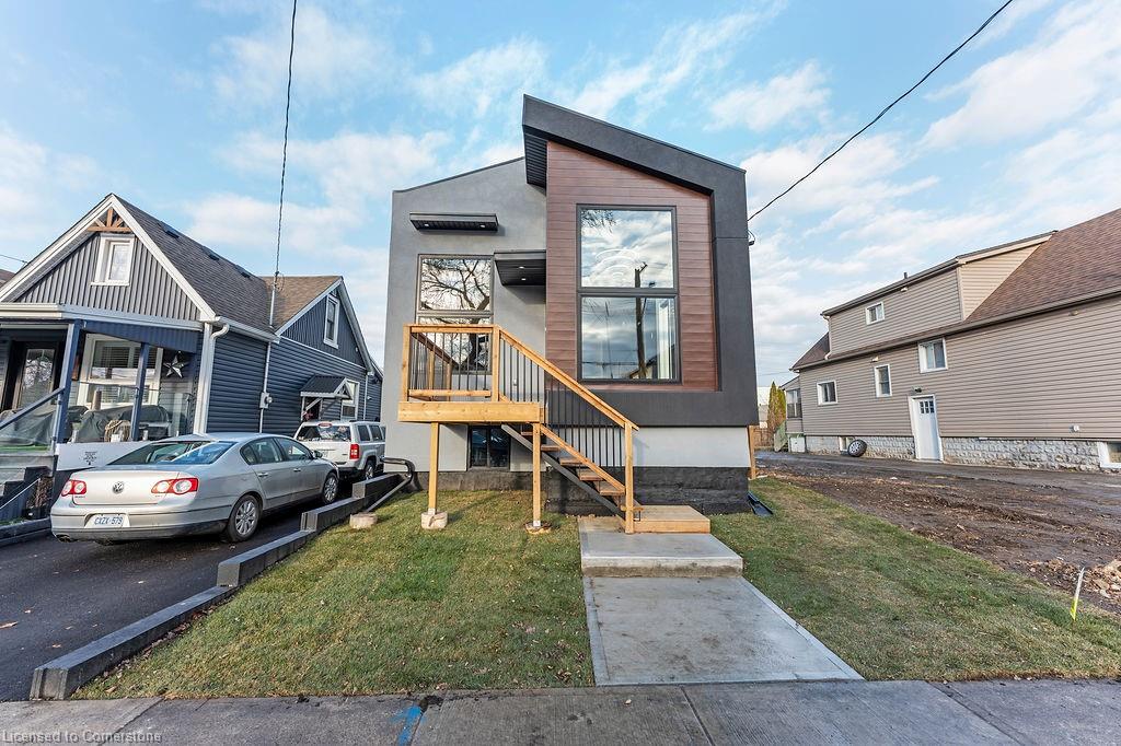 209 Grenfell Street Property Photo