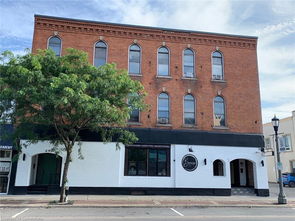 302-69 East Main Street Property Photo