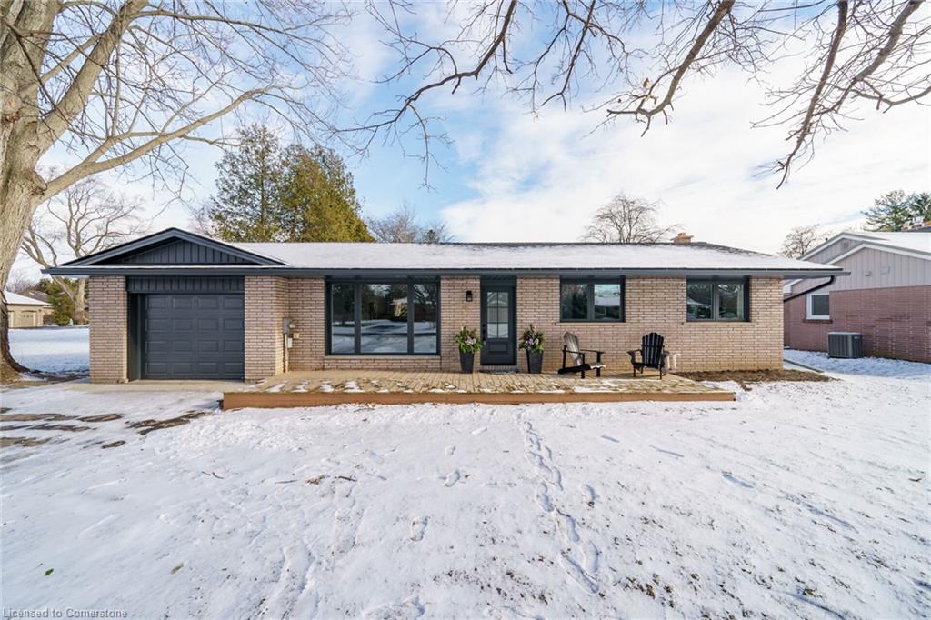 4 Ryerse Crescent Property Photo