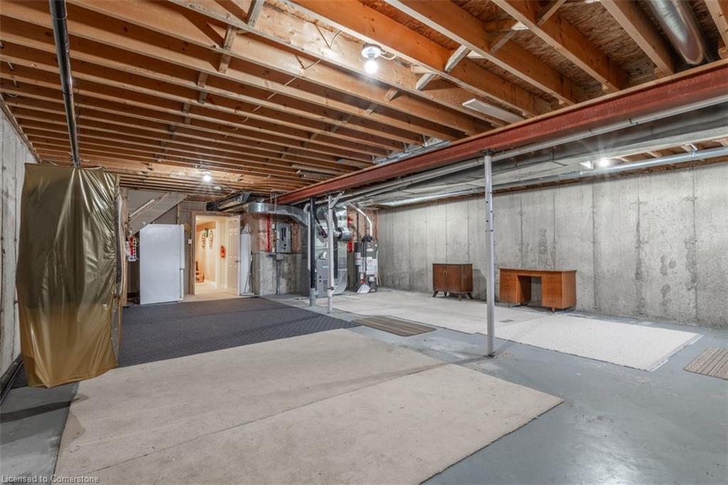 11-243 Fennell Avenue E Property Photo 28