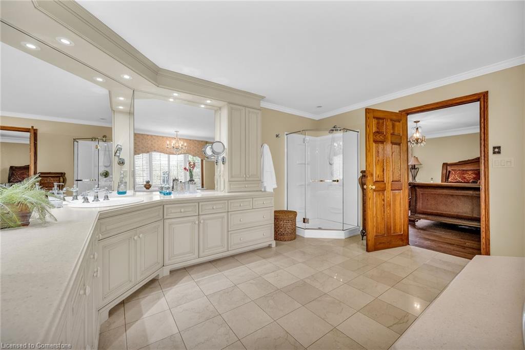32 Haldimand Trail Property Photo 14